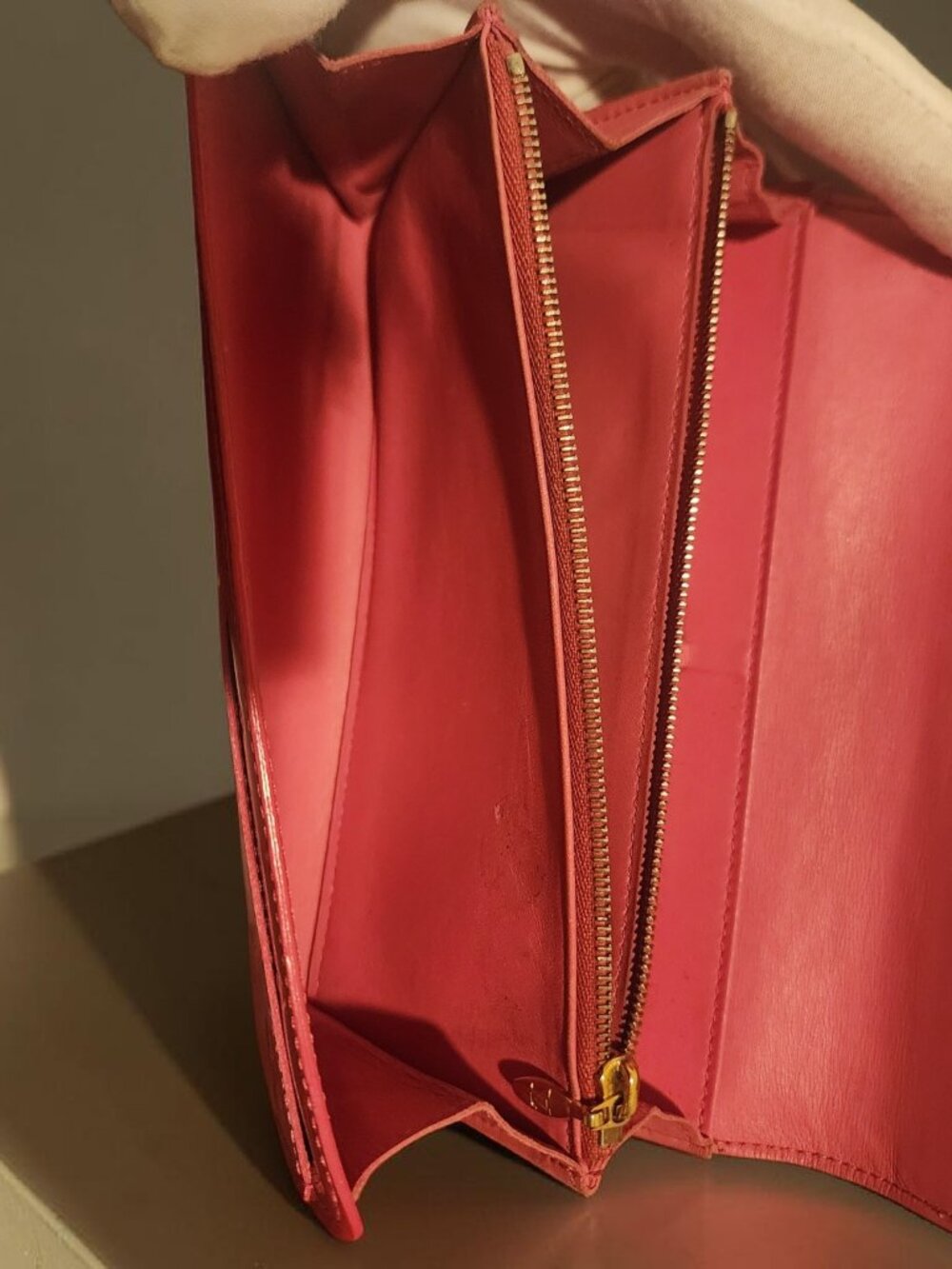 Louis Vuitton Vernis Monogram Wallet – Red Patent Leather - Picture 9 of 13